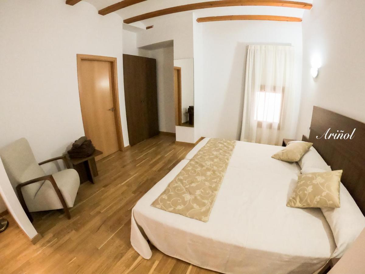 Hotel Baron Andilla Valdealgorfa Екстериор снимка