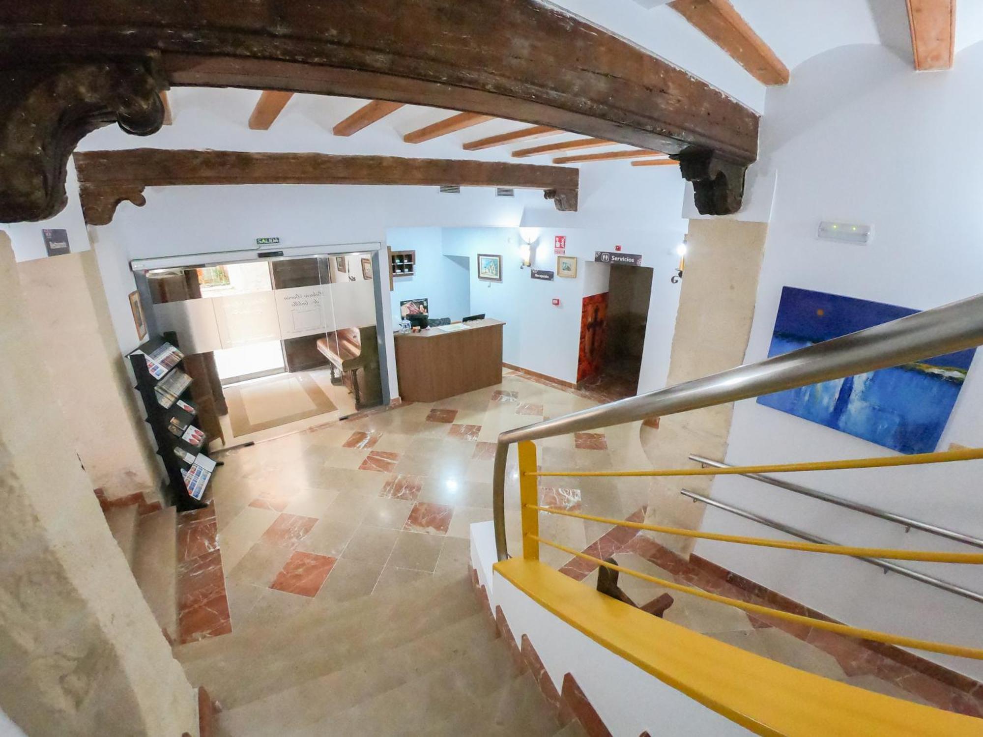 Hotel Baron Andilla Valdealgorfa Екстериор снимка