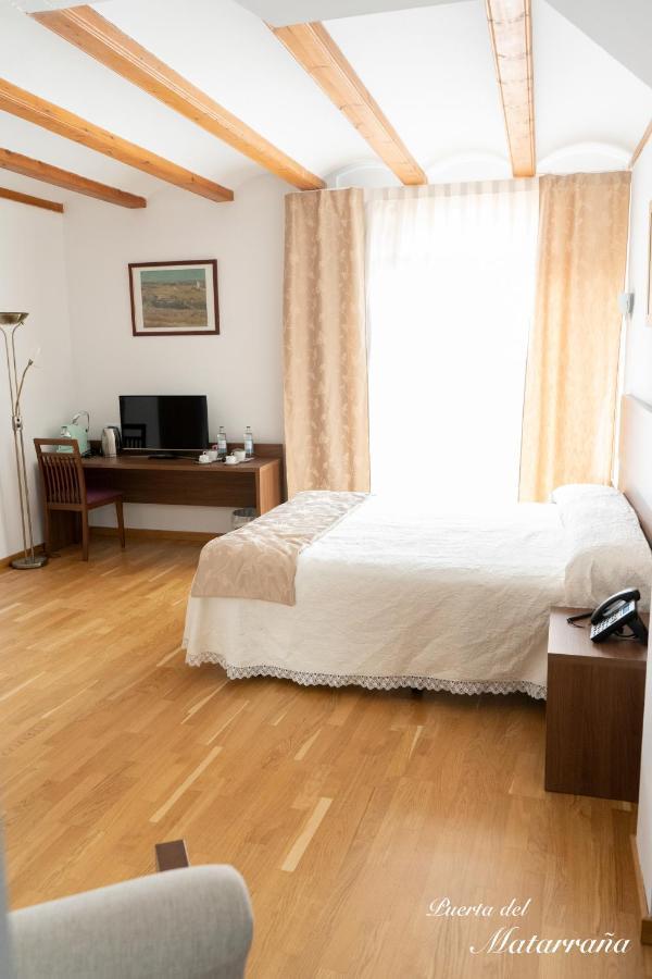 Hotel Baron Andilla Valdealgorfa Екстериор снимка