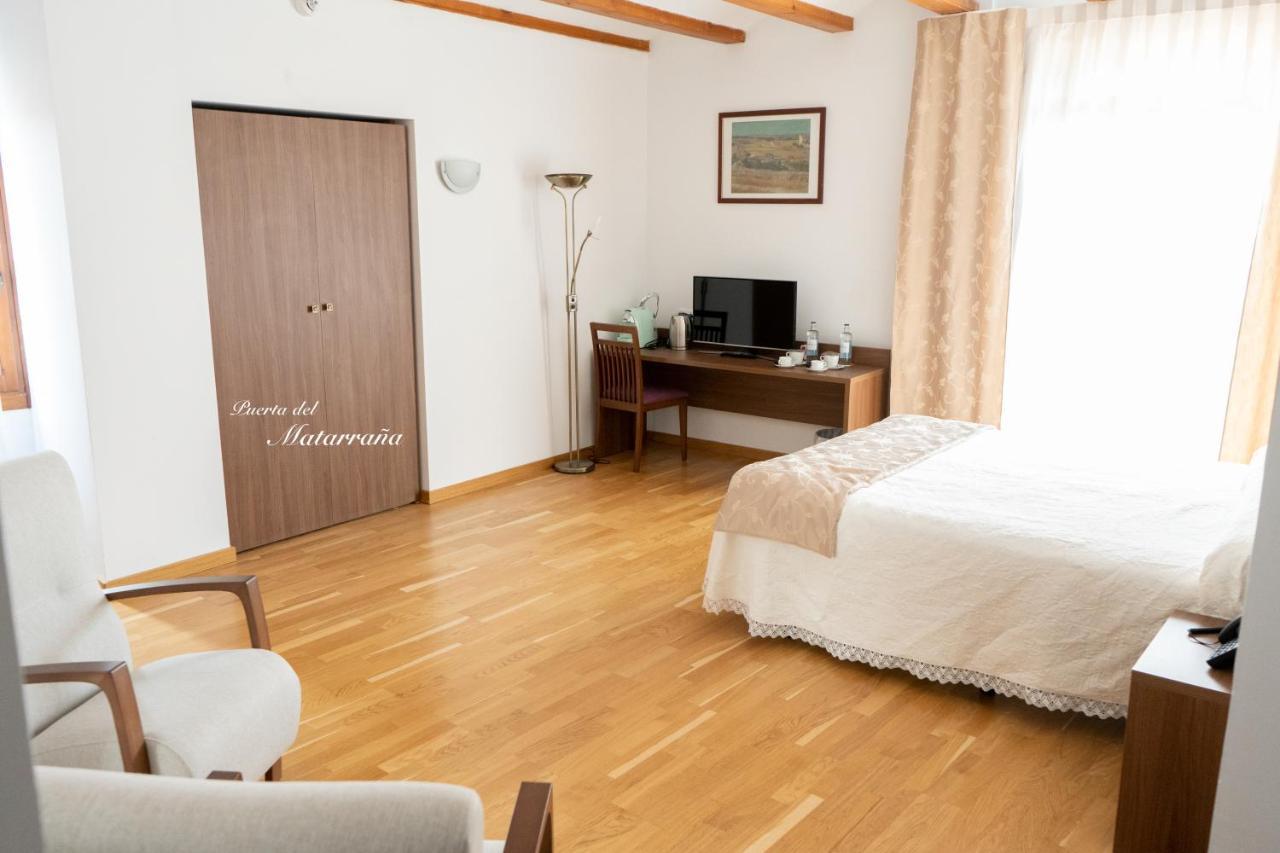 Hotel Baron Andilla Valdealgorfa Екстериор снимка